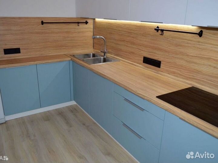 Кухня современная на заказ. Доставка и сборк