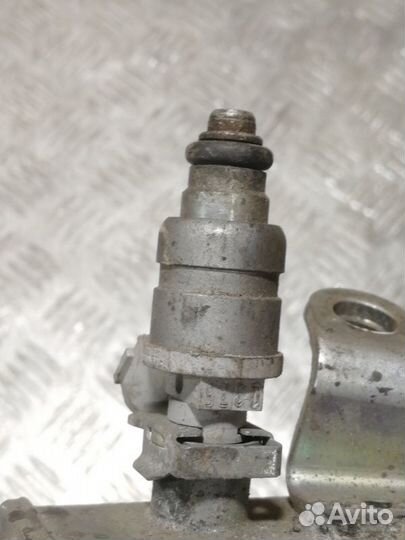 Форсунка двигателя Mitsubishi Lancer 10