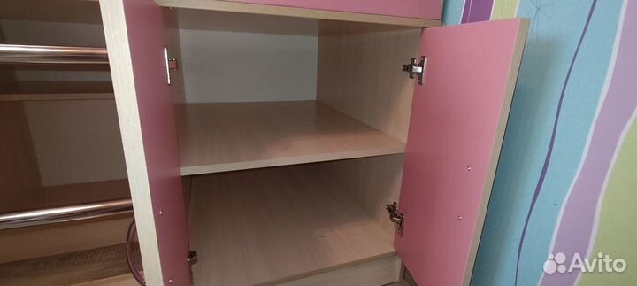 Детская кроватт-чердак с игровой зоной