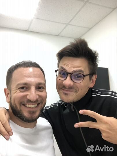 Массажист костоправ