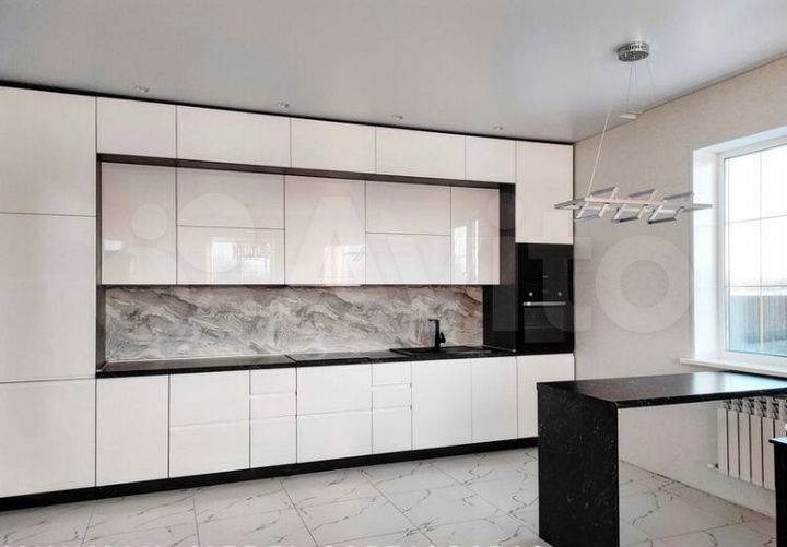 Дом 242 м² на участке 12 сот.