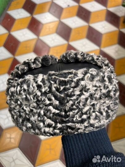 Ушанки Каракуль с Кожей