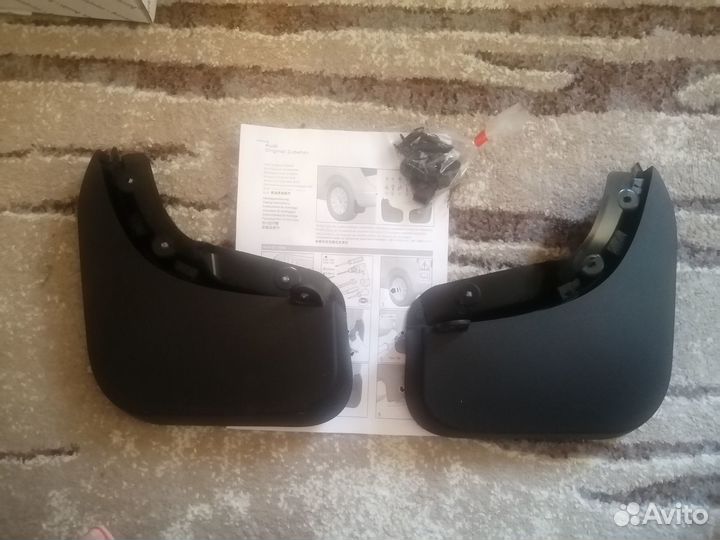 Новый комплект задних брызговиков Audi Q5 2013-17