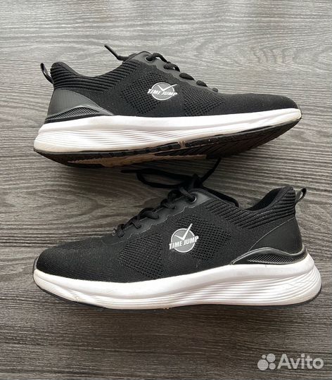 Кроссовки женские 41 размер