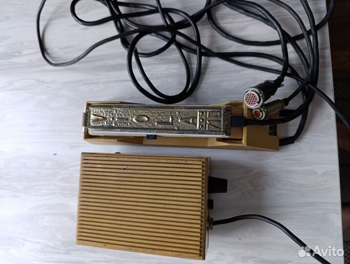 Винтажный телефон в машину