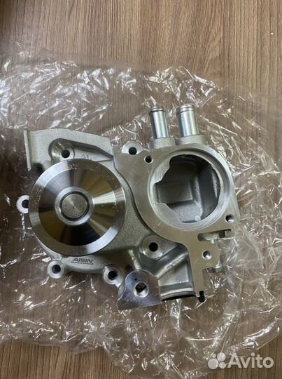 Водяной насос, помпа EJ25. WPF006