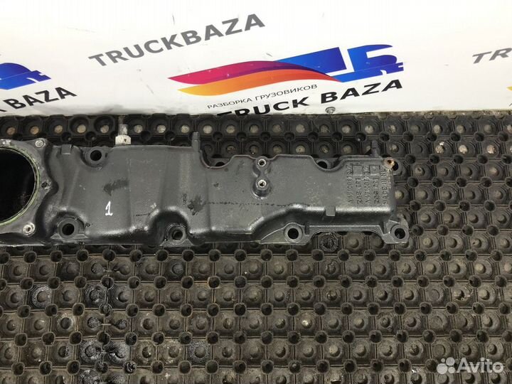 4710981217 Коллектор впускной OM471