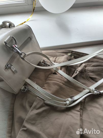 Сумочка рюкзак белая,летняя