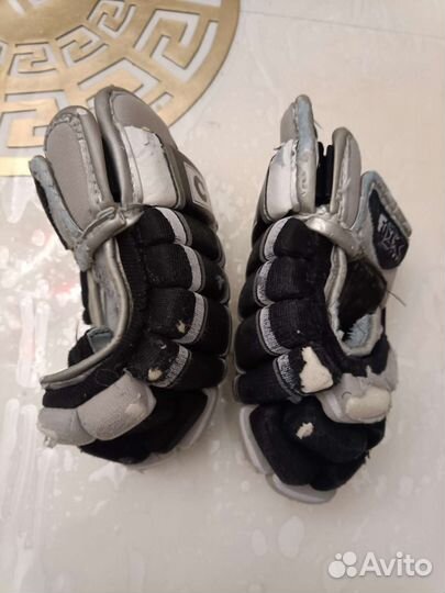 Краги хоккейные детские р-р 10