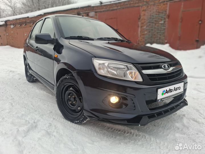LADA Granta 1.6 МТ, 2015, 170 000 км