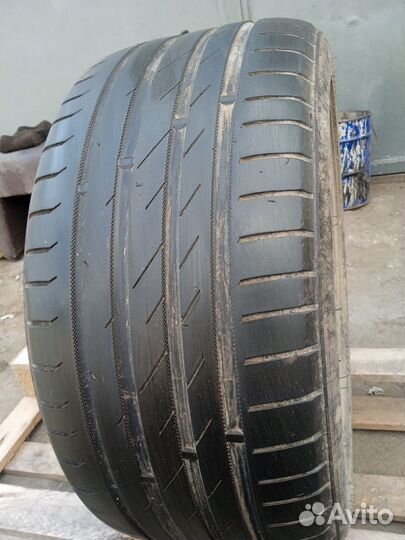 Nokian Tyres Hakka Black 245/40 R17