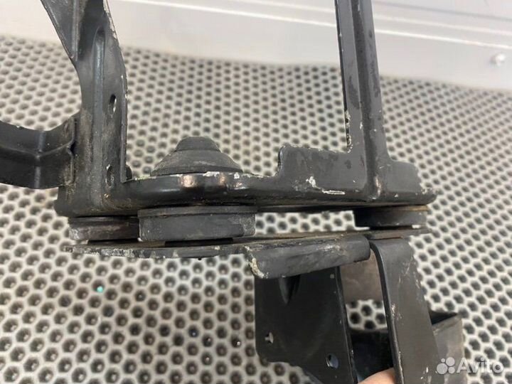 Кронштейн блока ABS Mercedes-Benz Ml 320 W164 OM