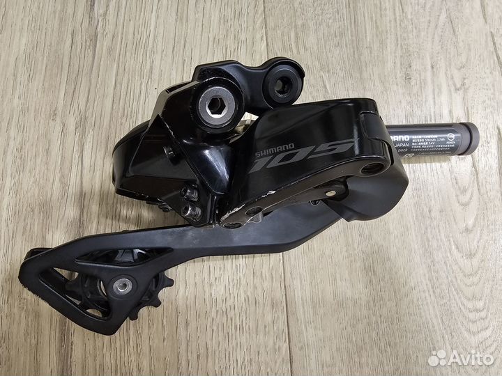 Групсет Shimano 105 Di2 R7170