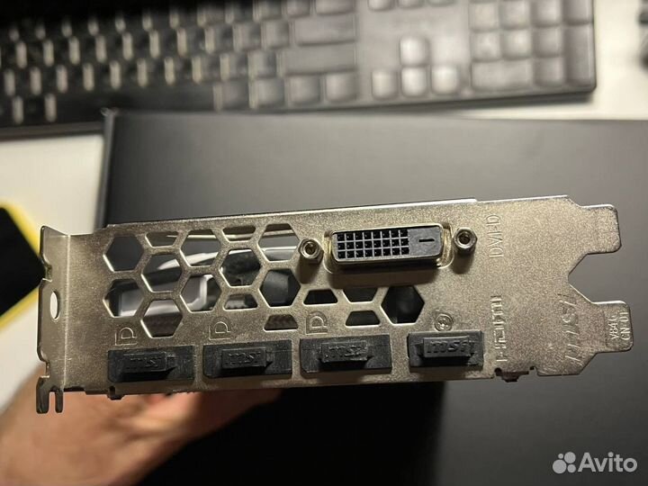 Msi Radeon RX570 armor 8gb OC