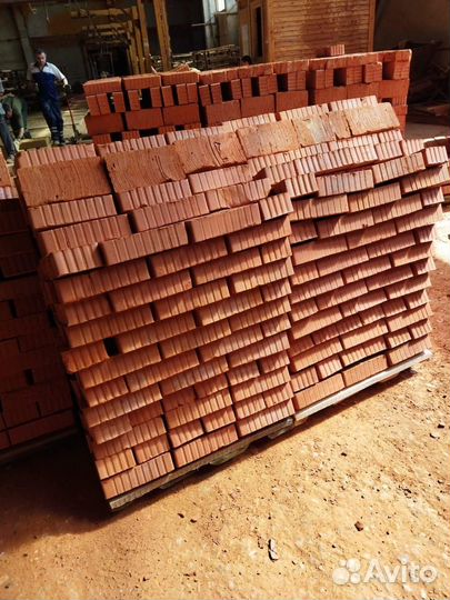 Полнотелый кирпич М200