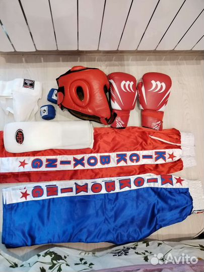 Комплект для кикбоксинга