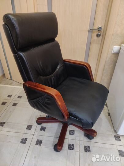 Кресло босса (натуральная кожа)