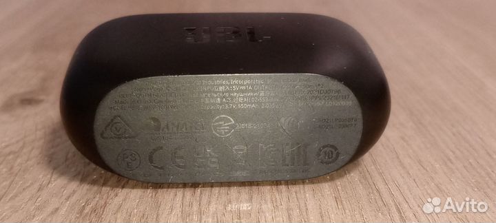 Беспроводные наушники JBL wave 100 tws