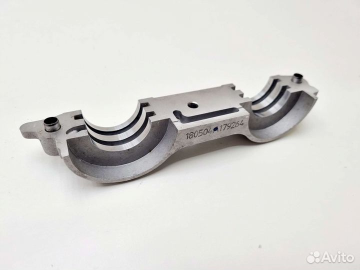 Крышка распредвала Ford ecosport 1.5 Dragon