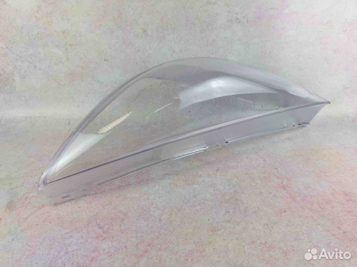 Стекло передней фары Ford Focus 2015 - 2019