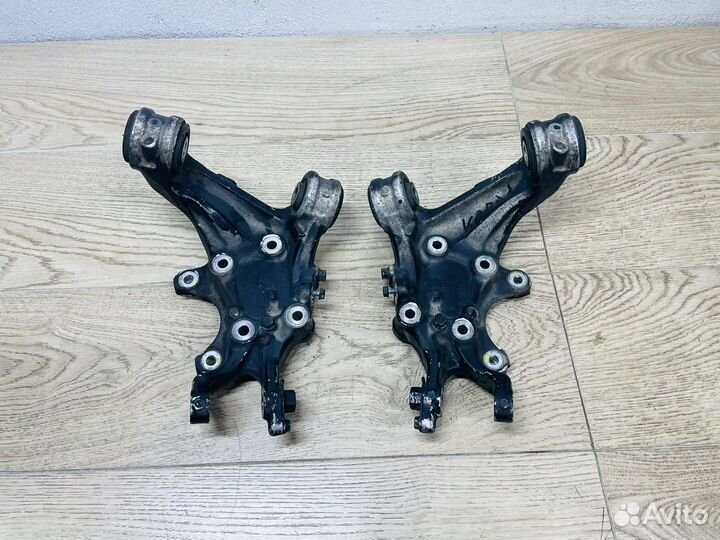 Цапфа задняя Honda Civic 4D