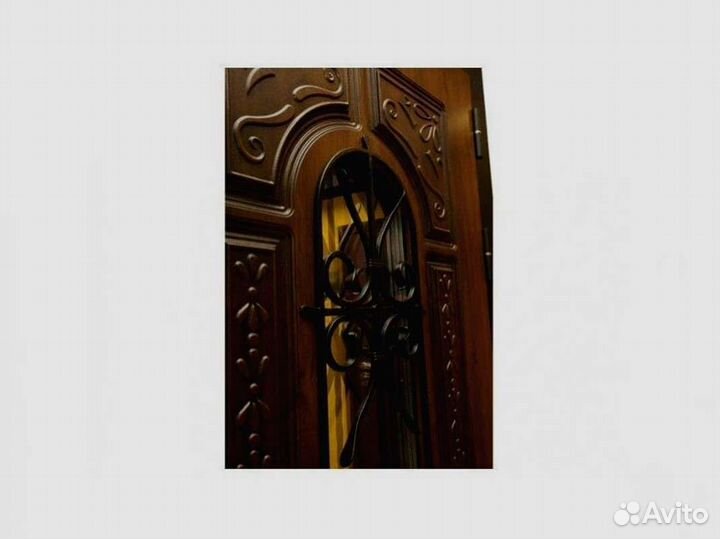 Входная дверь Сударь Рим с ковкой