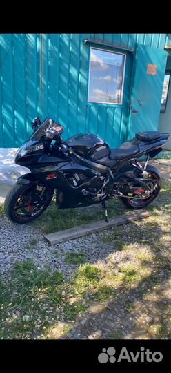 Suzuki GSX-R 750