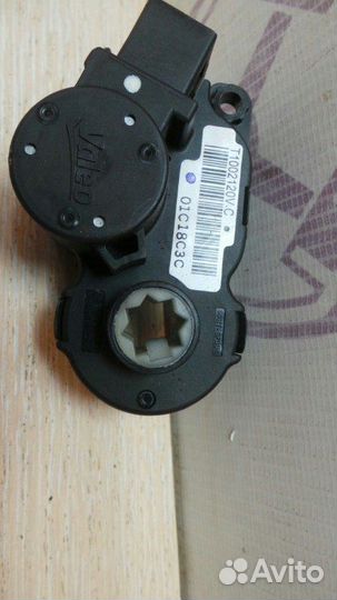 Моторчик отопителя печки Peugeot 308 T7 5FS 2010