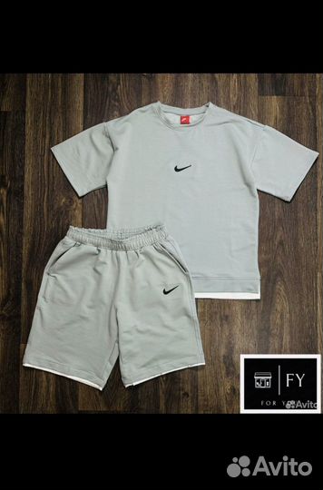 Костюм с шортами nike