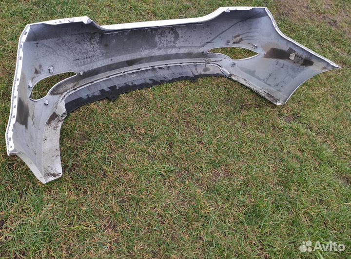 Бампер задний Hyundai Solaris 2015 белый