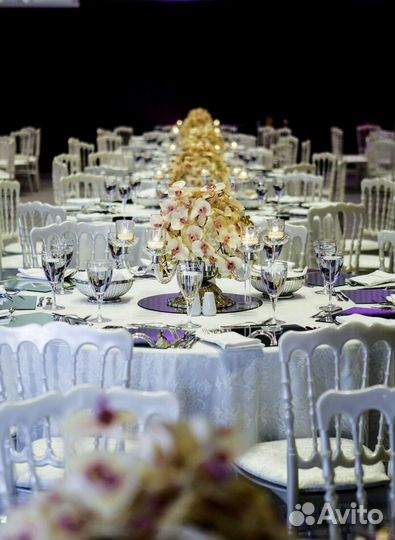 Банкетные стулья