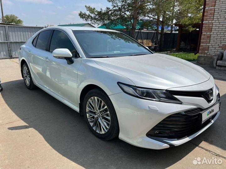 Toyota Camry 2.5 AT, 2019, 40 000 км