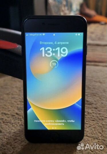 iPhone SE (2020), 64 ГБ