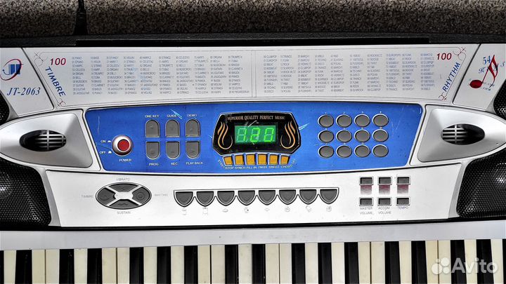 Синтезатор JT2063