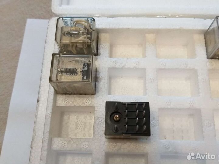Реле промежуточное IEK новое