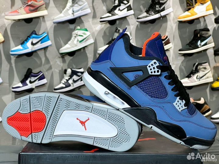 Nike Air Jordan 4