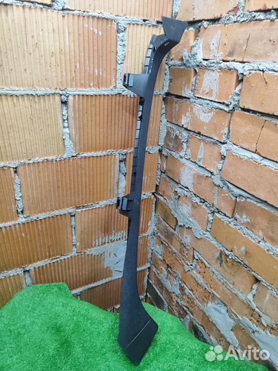 Накладка на порог задняя правая Volkswagen Passat