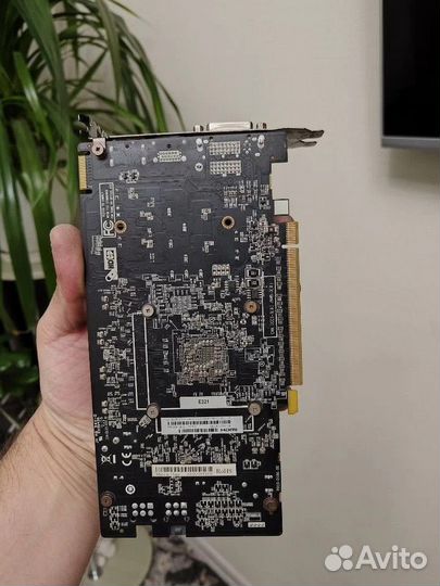 Видеокарта AMD r7 370 nitro