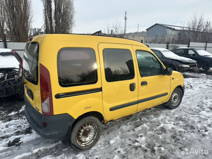 В разборе renault kangoo 1