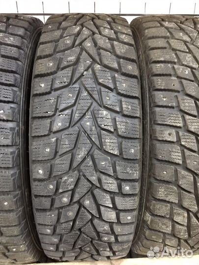 Dunlop SP Winter Ice 02 205/60 R16 96T