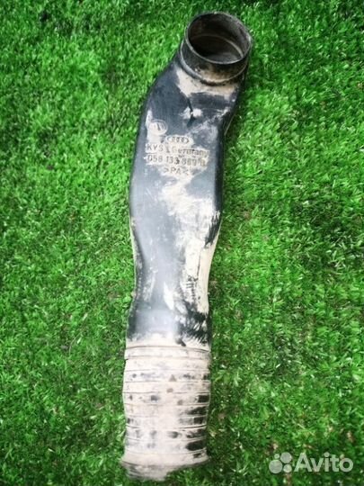 Патрубок воздушного фильтра Volkswagen Passat B5