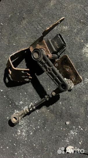 Датчик положения кузова Range Rover Sport L494