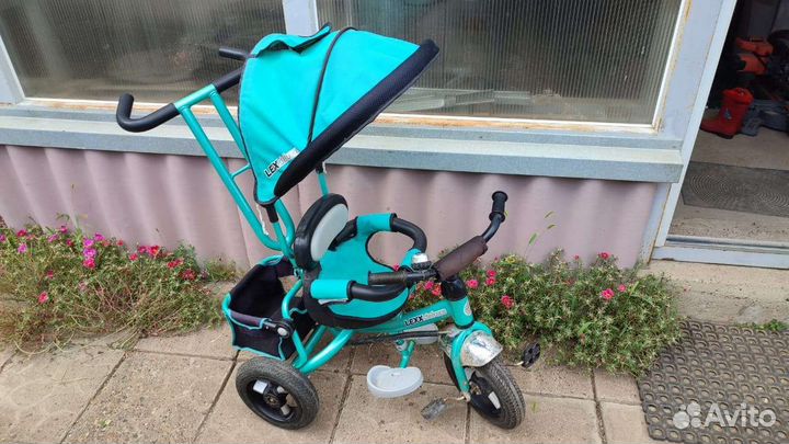 Трехколесный велосипед