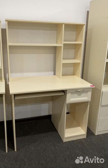 Комп стол софия