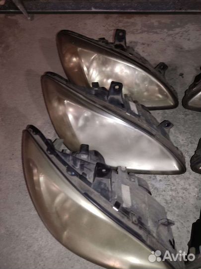 Фара на мерседес 639