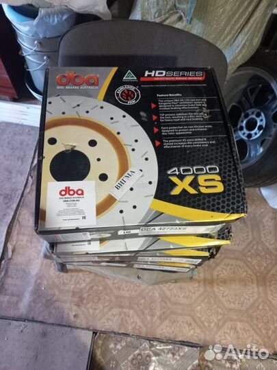 Тормозные диски DBA Toyota LC200/LX570 с колодками