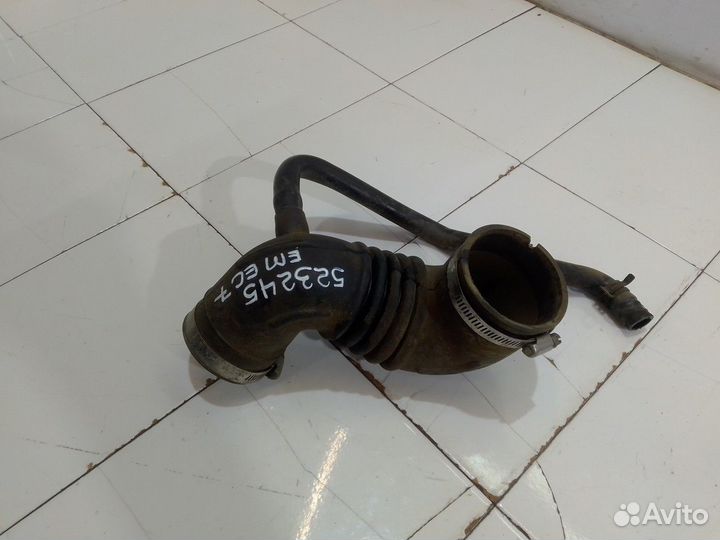 Патрубок воздушного фильтра (Geely Emgrand EC7)