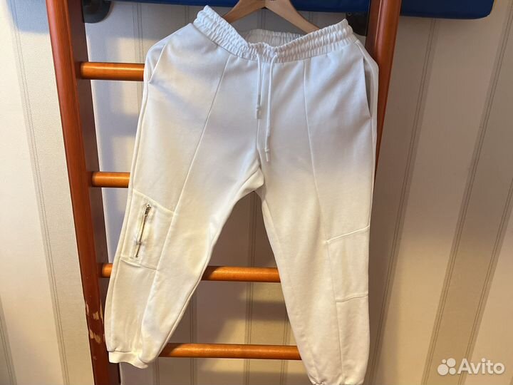 Костюм спортивный reserved