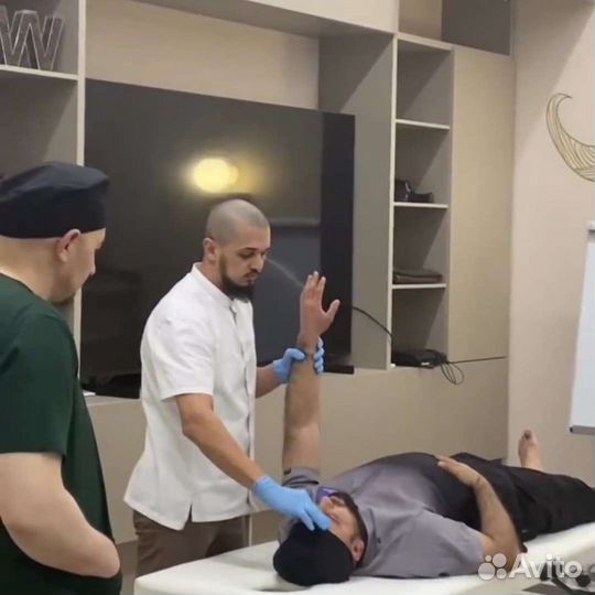 Кинезиолог, Массажист
