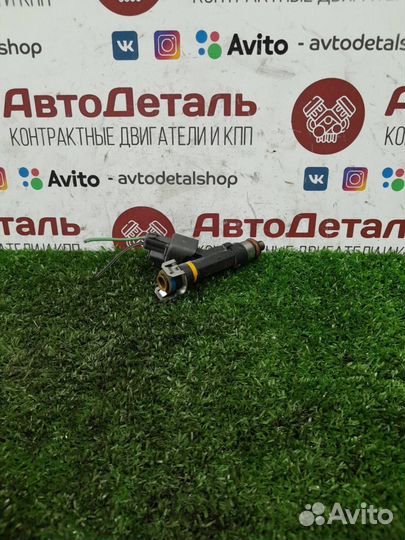 Форсунка топливная Mazda 3 BK рест. 2006